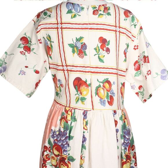 Vintage Kitsch'n Couture Dress from Vintage Fruit Tablecloth L B36 W34 - Hey Viv - Picture 5 of 8
